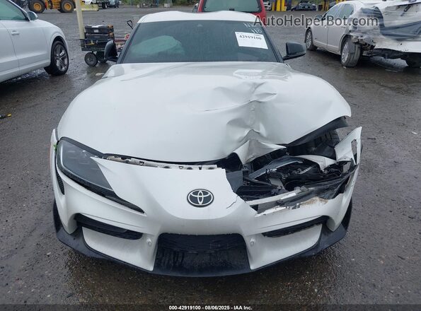 WZ1DB0C06MW035959 2021 TOYOTA GR SUPRA White წინა პანელის ხედი