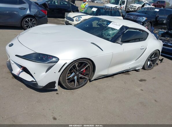 WZ1DB0C0XNW047002 2022 TOYOTA GR SUPRA White წინა მარცხენა ხედი სამი მეოთხედიდან