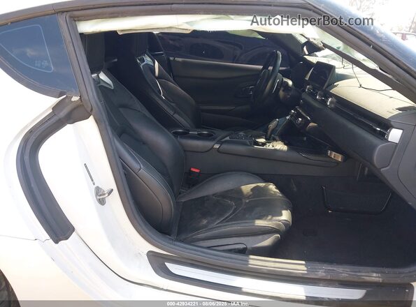 WZ1DB0C0XNW047002 2022 TOYOTA GR SUPRA White VIN კოდის სტიკერის ხედი