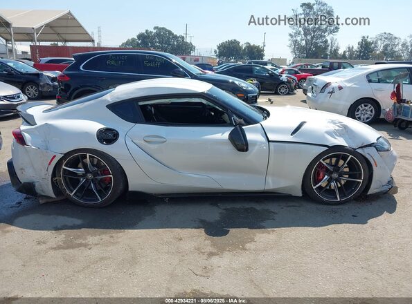 WZ1DB0C0XNW047002 2022 TOYOTA GR SUPRA White უკანა სალონის ხედი