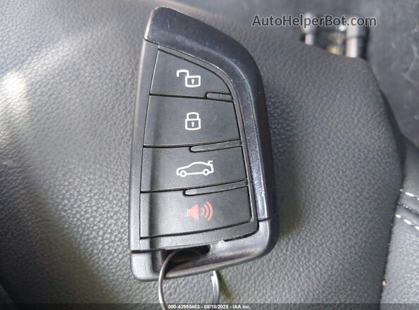 WZ1DB4C03LW025606 2020 TOYOTA GR SUPRA Красный Вид панели приборов