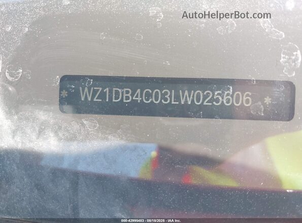 WZ1DB4C03LW025606 2020 TOYOTA GR SUPRA Красный Вид подкапотного пространства