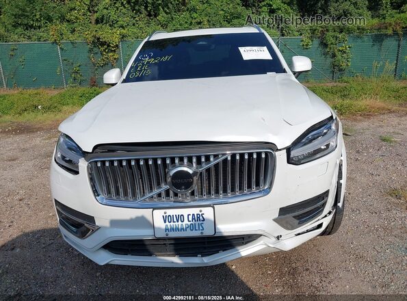 YV4062PN1P1910088 2023 VOLVO XC90 White 