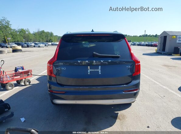YV4102PK0N1816258 2022 VOLVO XC90 Gray 
