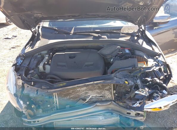 YV440MRU5H2039016 2017 VOLVO XC60 Черный 