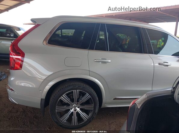 YV4A221L6L1601296 2020 VOLVO XC90 Cream სალონის 360-გრადუსიანი ხედი