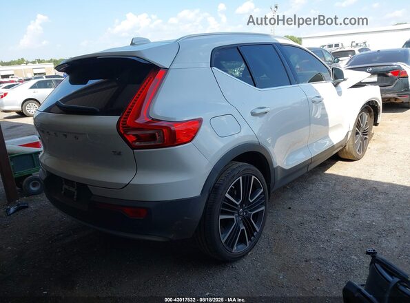 YV4AC2HL5N2650487 2022 VOLVO XC40 White Задня права чверть