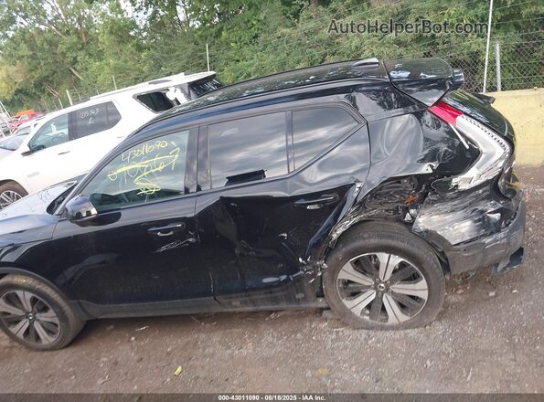 YV4ED3UL4P2090667 2023 VOLVO XC40 RECHARGE PURE ELECTRIC Black Widok wnętrza z tyłu