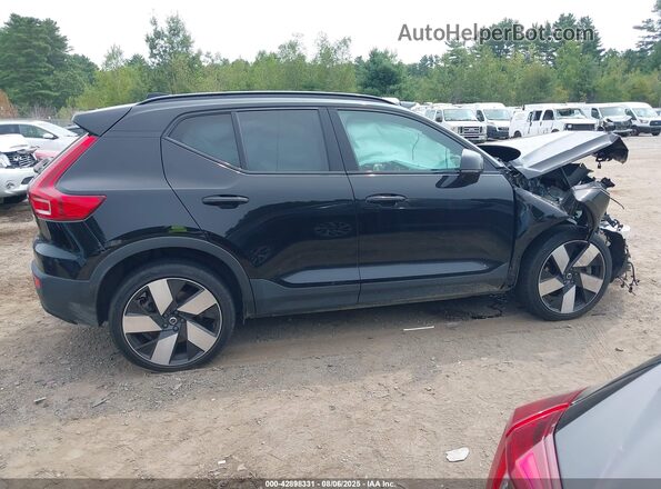 YV4ED3UM1P2035893 2023 VOLVO XC40 RECHARGE PURE ELECTRIC Black 360 interior view