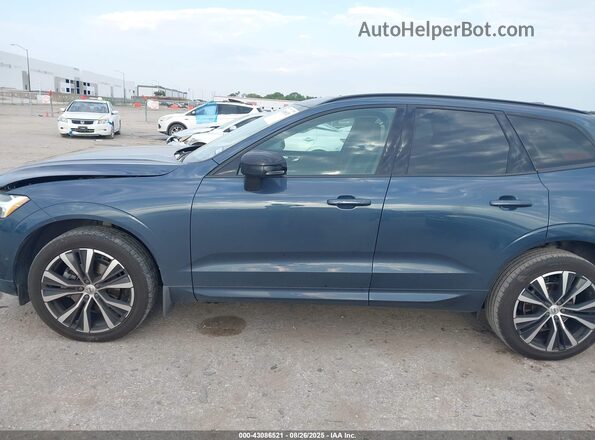 YV4L12DW4P1305863 2023 VOLVO XC60 Blue Vista interior de 360 grados