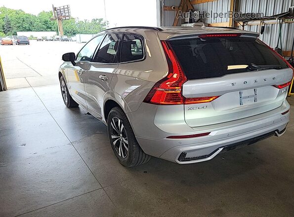 YV4L12RK1R1933775 2024 VOLVO XC60  უკანა მარცხენა