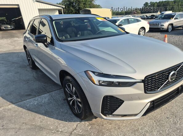 YV4L12RK2R1929413 2024 VOLVO XC60  წინა მარცხენა ხედი სამი მეოთხედიდან