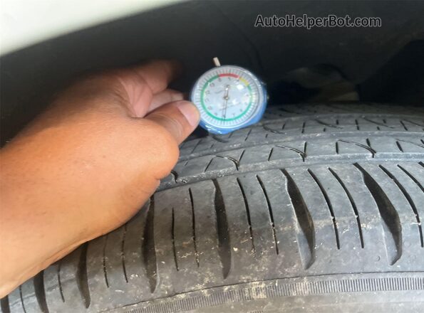 YV4L12RK2R1929413 2024 VOLVO XC60  წინა პანელის ხედი