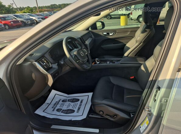 YV4L12RK2R1929413 2024 VOLVO XC60  უკანა სალონის ხედი