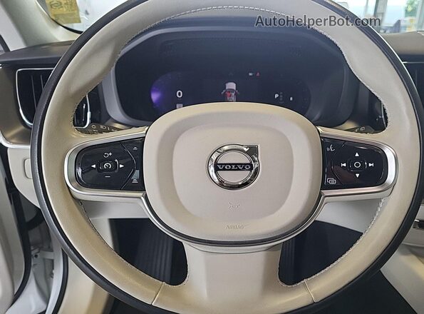 YV4L12RK4R1930272 2024 VOLVO XC60  Vista de la etiqueta del VIN