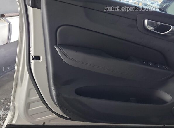 YV4L12RK5R1929633 2024 VOLVO XC60  