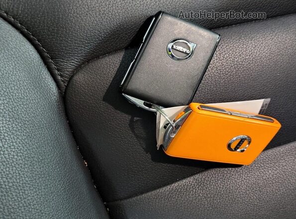 YV4L12RK5R1929633 2024 VOLVO XC60  