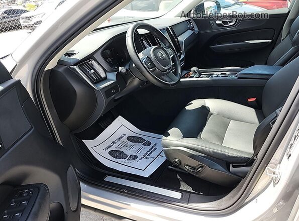 YV4L12RK5R1933780 2024 VOLVO XC60  