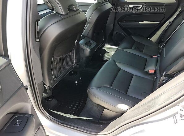 YV4L12RK5R1933780 2024 VOLVO XC60  