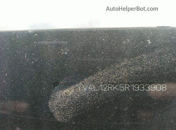 YV4L12RK5R1933908 2024 VOLVO XC60  Vista tres cuartos delantera izquierda