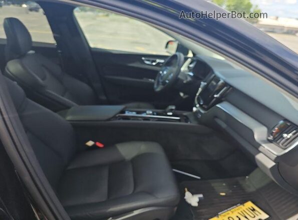 YV4L12RK5R1933908 2024 VOLVO XC60  Vista de la etiqueta del VIN