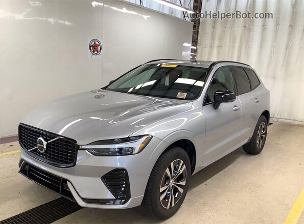 YV4L12RK7R1929391 2024 VOLVO XC60  წინა სალონის ხედი