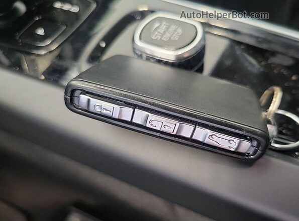 YV4L12RK8R1933787 2024 VOLVO XC60  