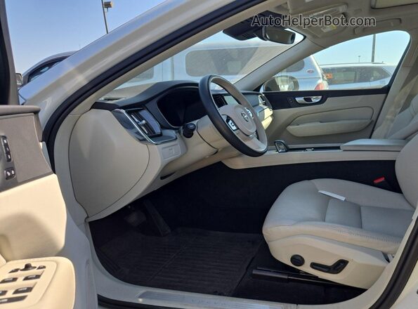YV4L12RK9R1930218 2024 VOLVO XC60  