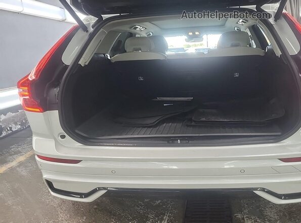 YV4L12RK9R1930218 2024 VOLVO XC60  Передняя левая четверть