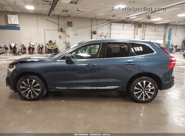 YV4L12RN0P1378969 2023 VOLVO XC60 Синий Панорамный вид салона 360°