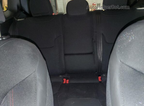 ZACNJDC11MPM38084 2021 JEEP RENEGADE Gray 