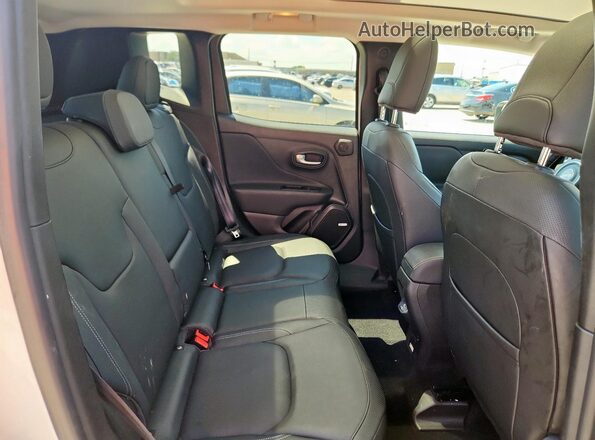 ZACNJDD15MPN01847 2021 JEEP RENEGADE White Widok wnętrza z tyłu