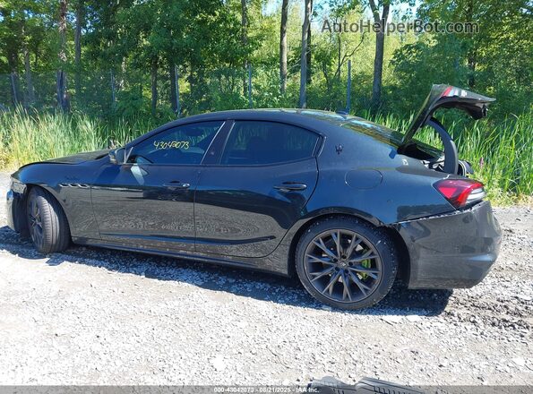 ZAM57YTMXNX394468 2022 MASERATI GHIBLI Black Սալոնի 360 աստիճան տեսք