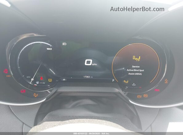 ZARFAMBN9R7677677 2024 ALFA ROMEO GIULIA Black Widok tylnych siedzeń