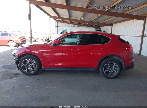 ZASFAKBN2J7B79671 2018 ALFA ROMEO STELVIO Красный 