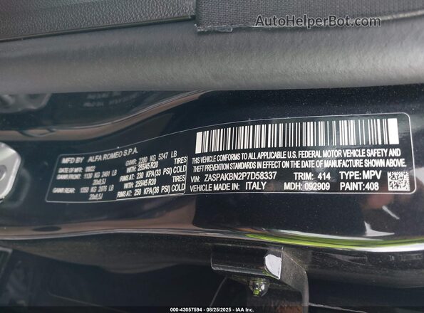 ZASPAKBN2P7D58337 2023 ALFA ROMEO STELVIO Black Շարժիչի բաժամունքի տեսք