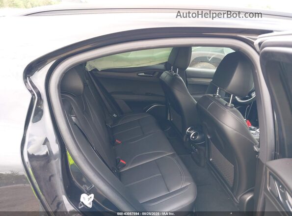 ZASPAKBN2P7D58337 2023 ALFA ROMEO STELVIO Black VIN կոդի պիտակի տեսք