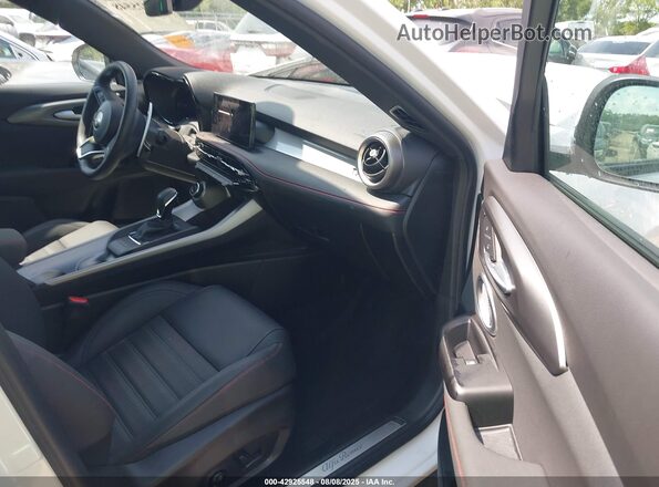 ZASPATTW7S3087415 2025 ALFA ROMEO OTHER White Front interior view