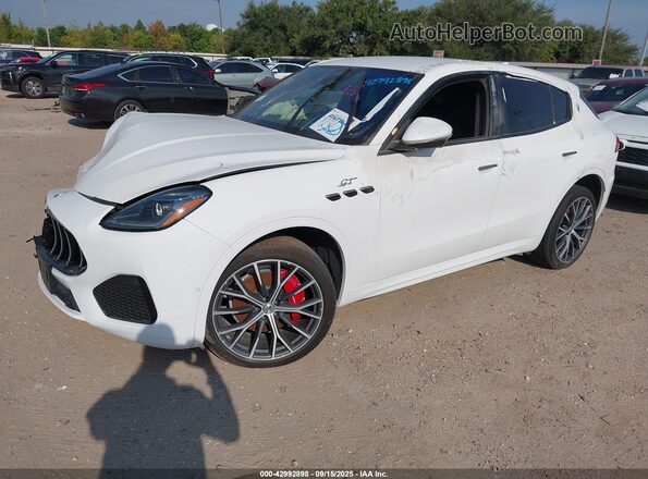 ZN682AVA0P7439641 2023 MASERATI GRECALE White 