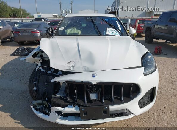 ZN682AVA0P7439641 2023 MASERATI GRECALE White 