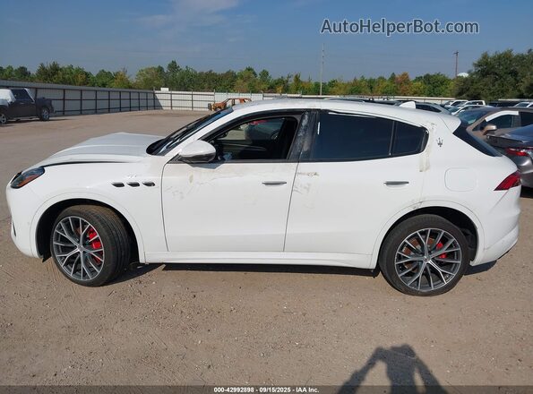 ZN682AVA0P7439641 2023 MASERATI GRECALE White 
