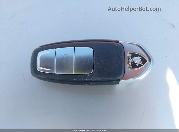 ZPBUA1ZLXLLA09592 2020 LAMBORGHINI URUS Черный Вид панели приборов