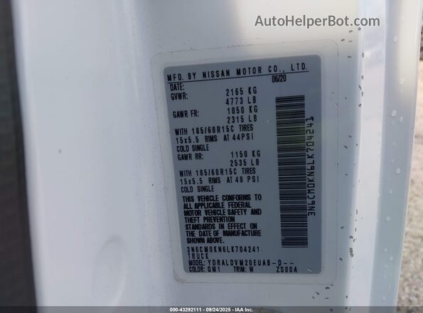 3N6CM0KN6LK704241 2020 NISSAN NV White Widok komory silnika