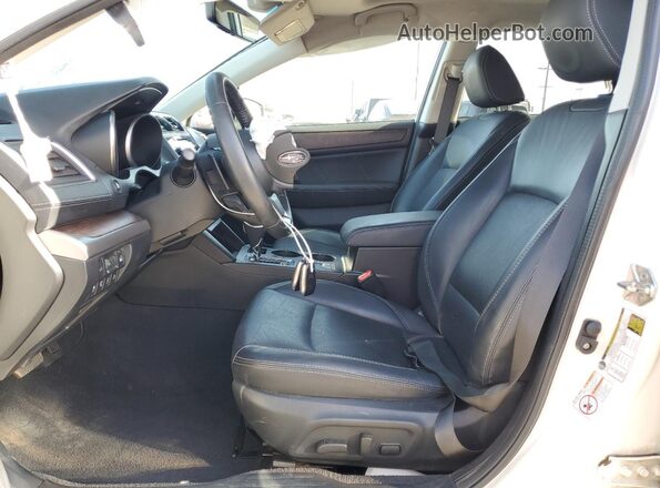 4S4BSENC4K3278965 2019 SUBARU OUTBACK White Вид панелі приладів
