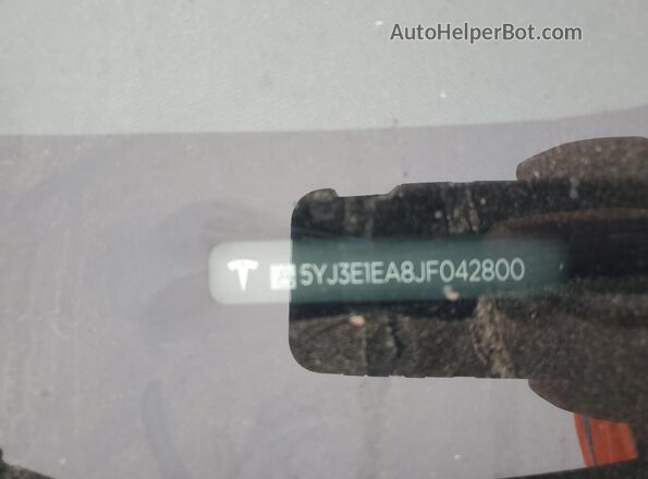 5YJ3E1EA8JF042800 2018 TESLA MODEL Синий 