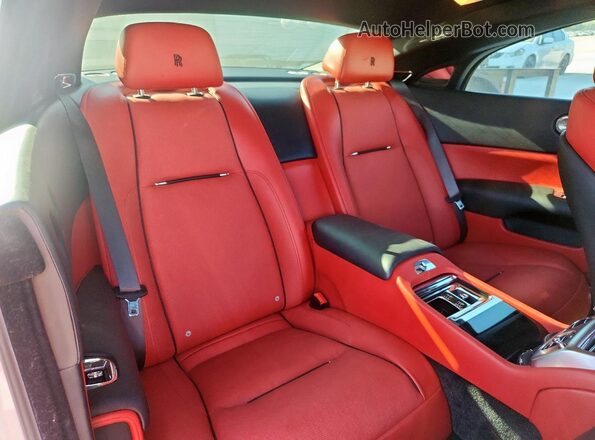 SCA665C58HUX86719 2017 ROLLS-ROYCE WRAITH White Rear interior view