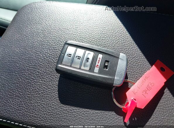 19UDE2F74KA014422 2019 ACURA ILX Серый Вид панели приборов