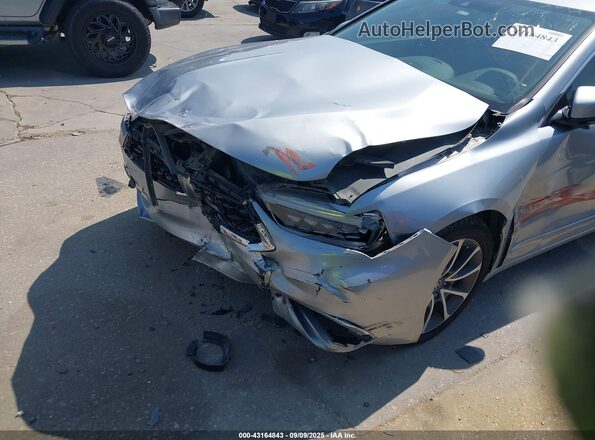 19UUB2F36JA007847 2018 ACURA TLX Silver 