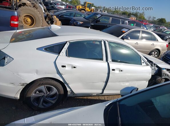 19XZE4F51LE009921 2020 HONDA INSIGHT White სალონის 360-გრადუსიანი ხედი