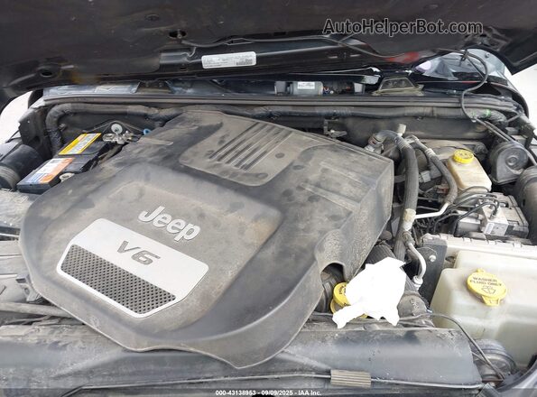 1C4HJWEG8GL334973 2016 JEEP WRANGLER UNLIMITED Black Widok z tyłu